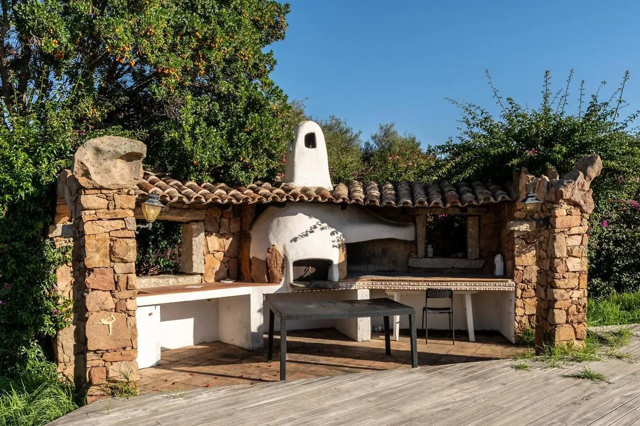 Chic Villa Antonina Num2179 Marinella  Apartment