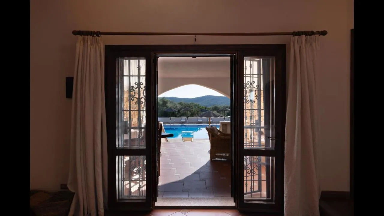 Chic Villa Antonina Num2179 Marinella